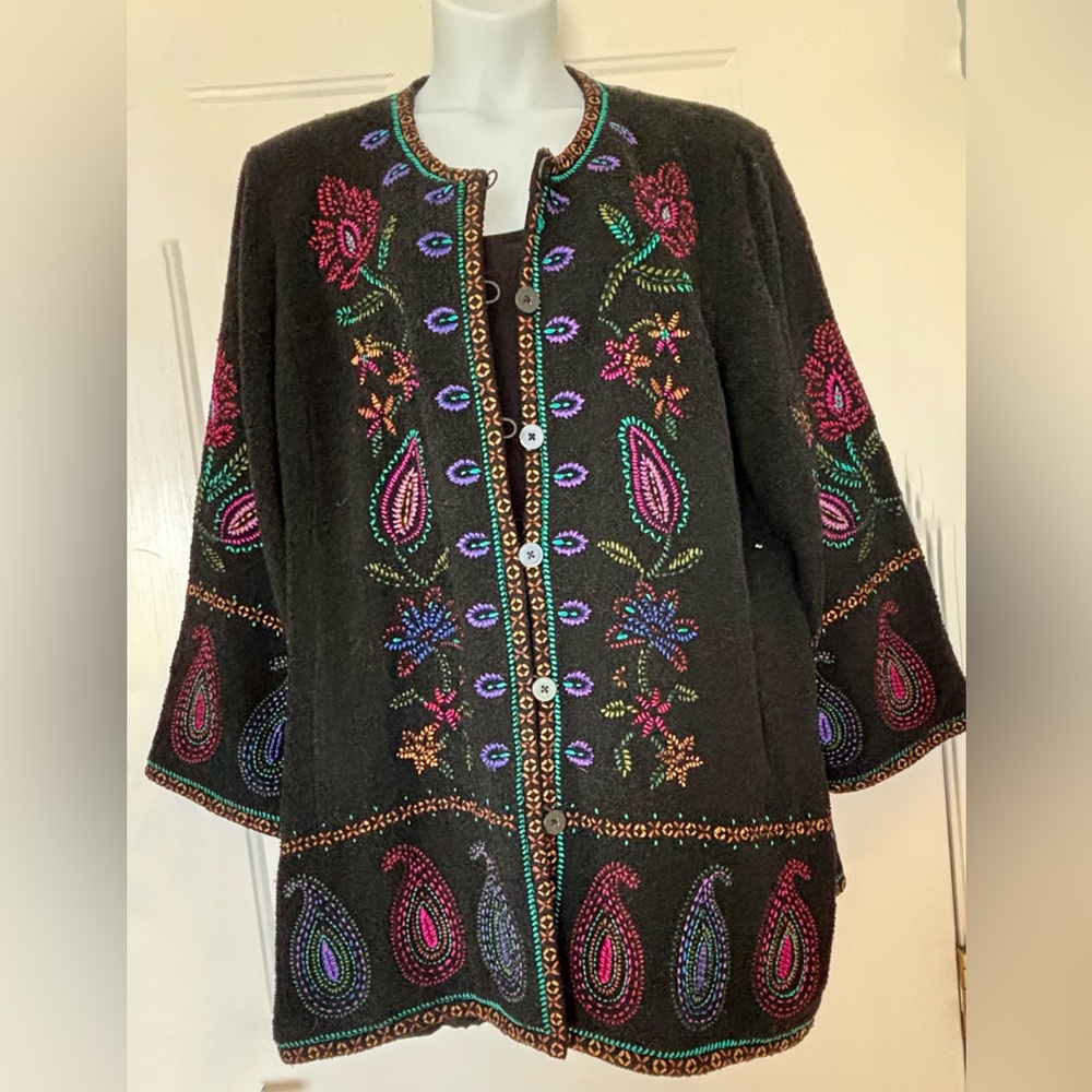 Linea by Louis Dell'Olio Black Jacket with Paisley Floral Embroidery Vintage